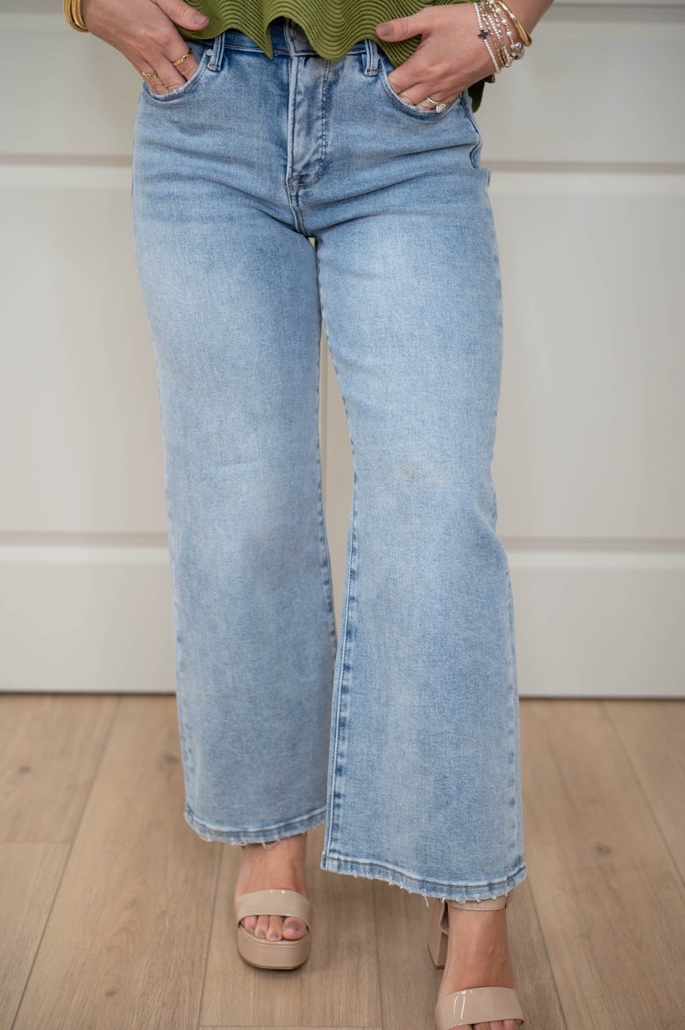 Risen Tummy Control High Rise Jeans