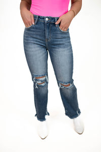 Risen- High Rise Distressed Straight Jeans