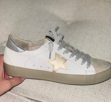 Paris Star Sneakers