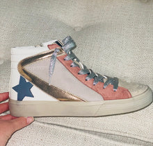 Hightop Star Sneakers