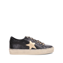 Black/Star Sneakers