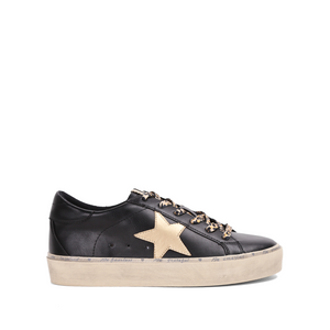 Black/Star Sneakers